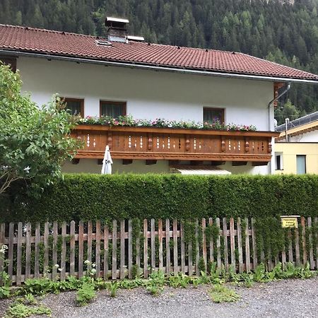 Haus Praxmarer Appartement Kaunertal Buitenkant foto